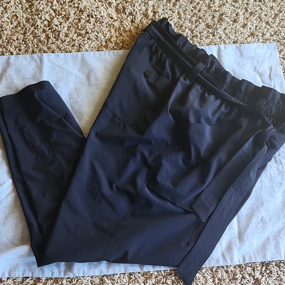 Athleta Pants - Athleta black womans capri pants size 14